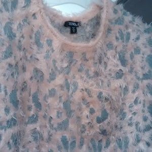 Exclusive of ornamentation XOXO sweater S size for